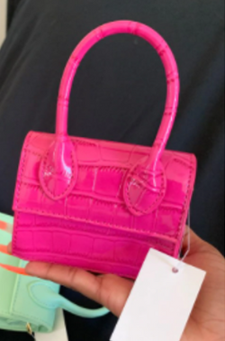 Mini Bolso De Forma Cuadrada